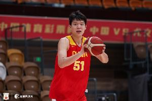 记者：日本今天手风顺+霍金森明星球 中国男篮在家门口崩溃了